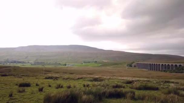 Left Right Pan Ribblehead Viaduct Ribble Valley Yorkshire Dales National — Stock Video