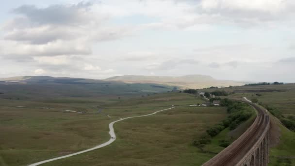 Aerial Shot Revealing Ribblehead Viaduct Yorkshire Dales National Park Summers — Stock Video