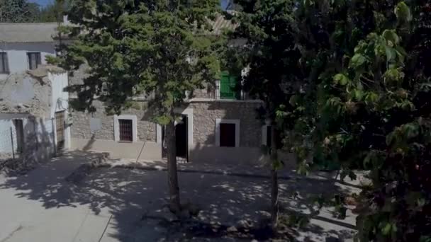 Aerial Ascending Shot Rural Stone House South Spain — Stock Video