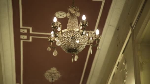 Luxury Old Chandelier Old Mansion Camera Movement — Stock Video