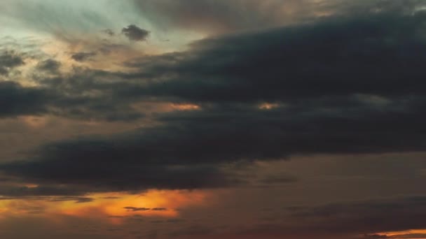 Una Hermosa Vista Las Nubes Suavemente Movimiento Cielo Las Nubes — Vídeos de Stock