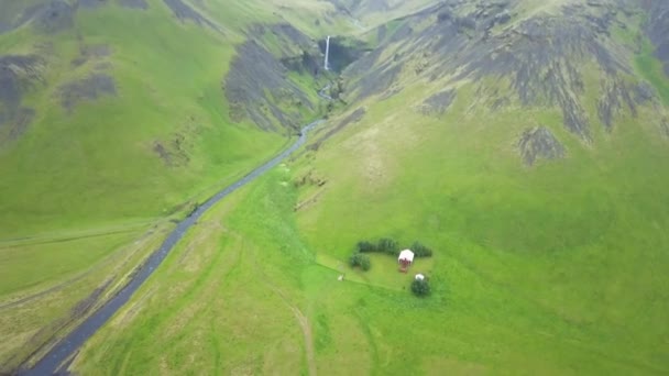 Cachoeira Remota Lindamente Filmada Por Drone Tiro Islândia Com Dji — Vídeo de Stock