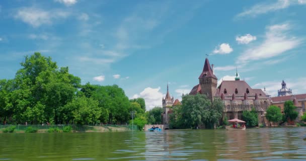 Budapeste Vajdahunyad Castelo Continue Tiro Visão Tiro Completo — Vídeo de Stock