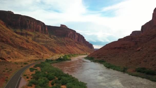 Amplia Toma Aérea Sobre Río Colorado Hermoso Pintoresco Cañón — Vídeos de Stock