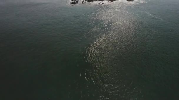 Air Reveal Morte Point Headland North Devon Tilting Ocean — Stock video