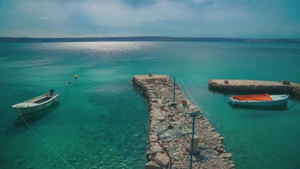 Cinemagraph Avec Des Navires Déplaçant Haut Bas Dans Vieux Port — Video