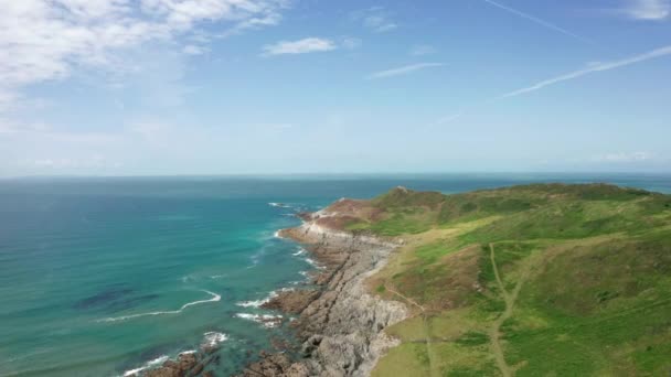 Aerial Shot Coastal Headland North Devon Summers Day — Stock Video