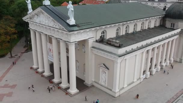 Zdjęcia Lotnicze Poruszające Się Tyłu Katedry Wilnie Litwa — Wideo stockowe