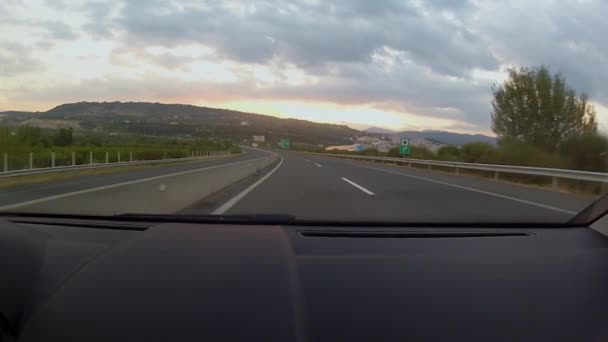 Bellissimo Tramonto Linea Montagna Mentre Guida Sull Autostrada Egnantia Tra — Video Stock