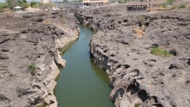 Letecký Dron Záběry Řeky Výmoly Nigérii Pune Známý Pro Přirozeně — Stock video