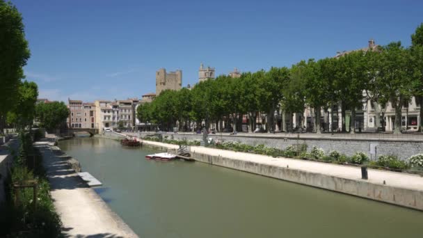 Нарбонна Вид Канал Рона Исторического Города Жаркий Солнечный День Франция — стоковое видео