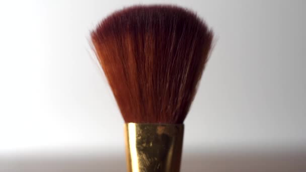 Extreme Close Make Brush Applicator Gold Base Slight Sweeps Dramatic — Stock Video