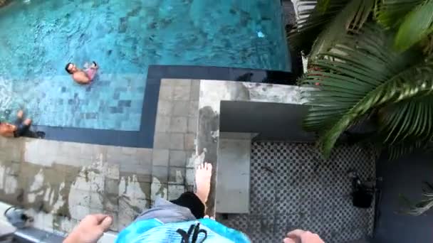 Pov Shot Man Jumping Balcony Swimming Pool — Stock Video