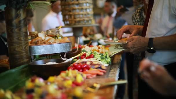 Smooth Shot Line People Crowded Event Going Food Line Grabbing — Stock Video