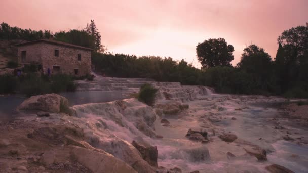 Prachtige Thermale Warmwaterbronnen Van Saturnia Italië Vroeg Ochtend Gevangen Zomer — Stockvideo