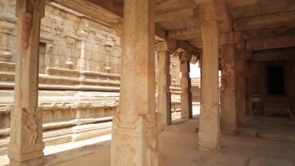Vista Panorámica Los Templos Arruinados Sin Dios Interior Hampi — Vídeo de stock