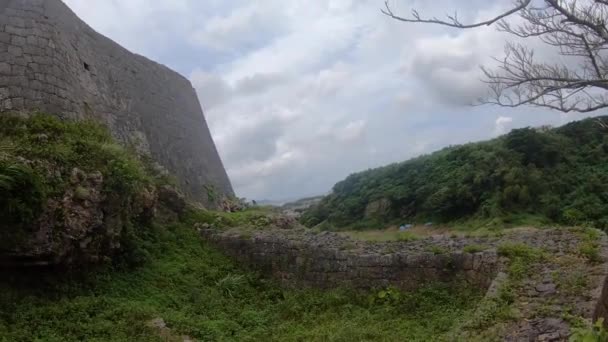 Vista Panorámica Las Ruinas Del Castillo Katsuren Panorámica Izquierda Vista — Vídeo de stock