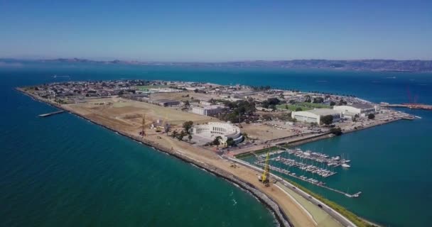 Aerea Drone Vista Dell Isola Del Tesoro San Francisco Bay — Video Stock