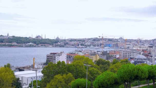 Slow Motion Летний Пейзаж Стамбула Босфора Европейской Стороны Стамбула Турция — стоковое видео