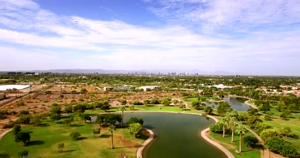 Aerea Breve Tirare Phoenix Skyline Granada Park Concetto Arizona Sprawl — Video Stock