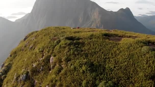 Accampamento Escursionisti Sulla Cima Delle Più Alte Montagne Tropicali Della — Video Stock