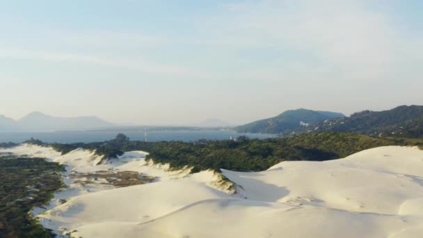 Solnedgång Antenn Utsikt Över Lago Conceicao Sanddyner Vid Praia Joaquina — Stockvideo