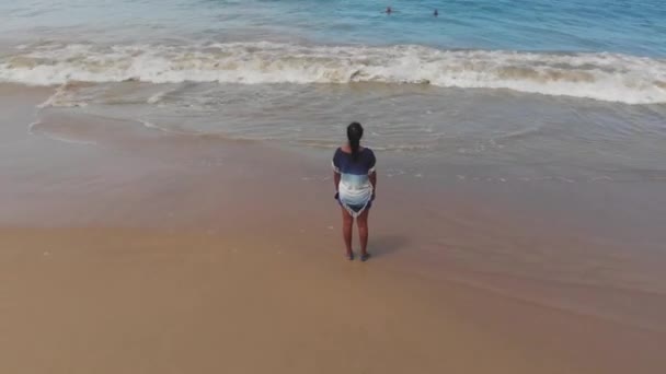 Tobago Castara Nın Kuzey Batı Kıyısındaki Bir Balıkçı Köyünün Sahil — Stok video