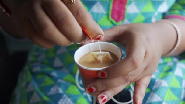 Unrecognizable Girl Dipping Tea Bag Cup Slow Motion Close Shot — Stock Video