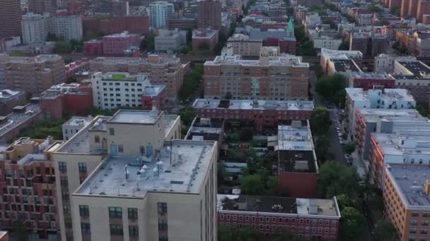 Aerial Footage Harlem Neighborhood Nyc Urban Rooftops Sunrise Golden Hour — Stock Video