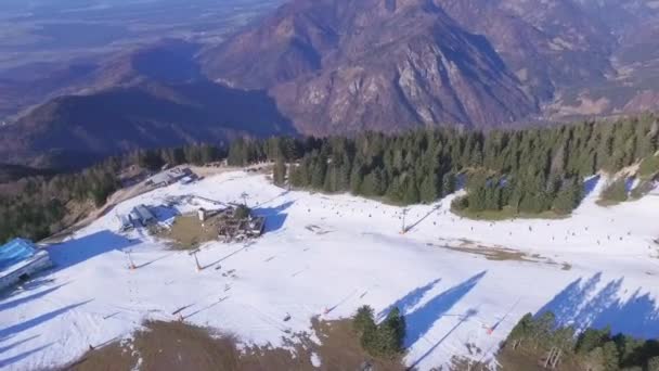 Ascensor Esquí Aéreo Vistas Zona Esquí Durante Día Krvavec Eslovenia — Vídeos de Stock
