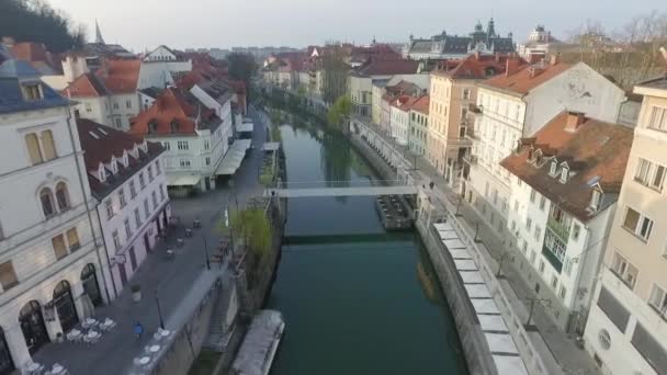 Flyg Över Utsikt Över Ljubljana Floden Centrum Staden Slovenien — Stockvideo