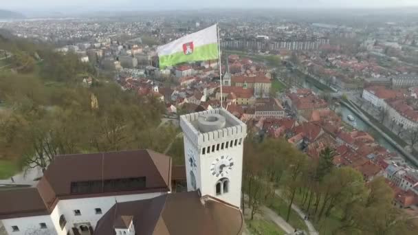 Zboară Deasupra Castelului Drapelului Ljubljana Unul Dintre Cele Mai Importante — Videoclip de stoc