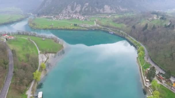 Luchtfoto Van Soca Rivier Bij Bron Nationaal Park Triglav Slovenië — Stockvideo