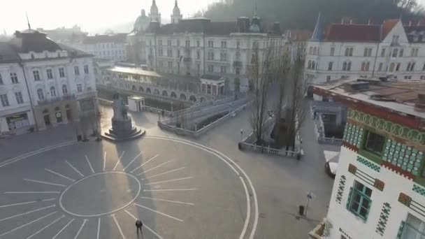 Pemandangan Udara Tromostovje Jembatan Tiga Ljubljana Sungai Ljubljanica Pusat Kota — Stok Video