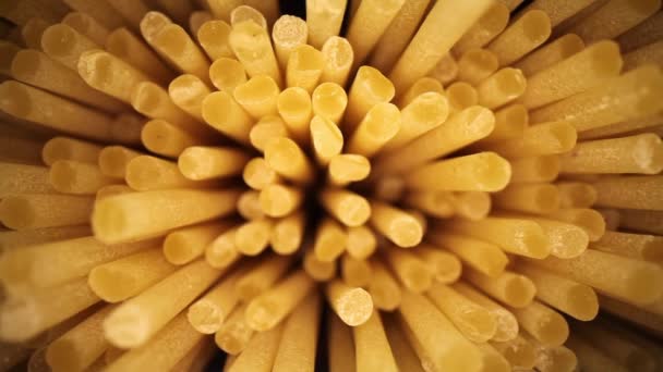 Powoli Odsuwając Się Otwartej Torby Spaghetti Duże Powiększenie Ukazujące Świetną — Wideo stockowe