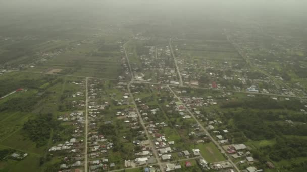 Afgelegen Voorstedelijke Stad Aan Rand Van Java Regenwoud Bewolkte Dag — Stockvideo