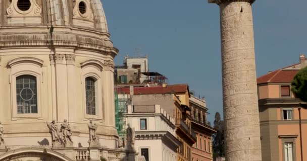 Luta Nära Skott Kyrkan Saint Mary Loreto Kupol Och Trajans — Stockvideo