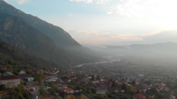 Aerial Widok Małe Tradycyjne Miasto Epirus Grecji Piękne Rzeki Góry — Wideo stockowe