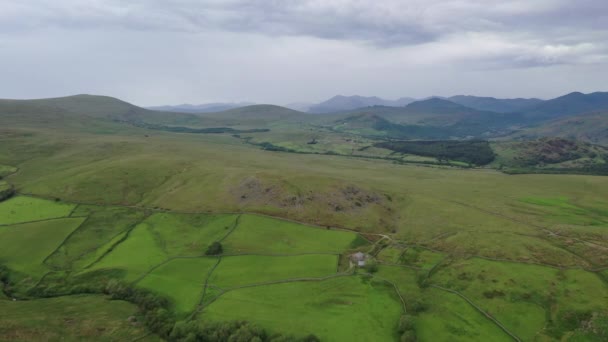 Vue Aérienne Certaines Terres Agricoles Rurales District English Lake Journée — Video