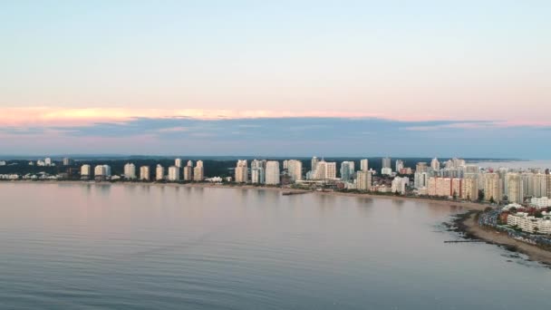 Skyline Över Hotellen Vid Kusten Punta Del Este Uruguay — Stockvideo