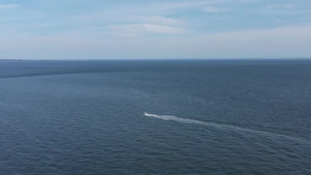 Persecución Aérea Lancha Long Island Sound — Vídeos de Stock
