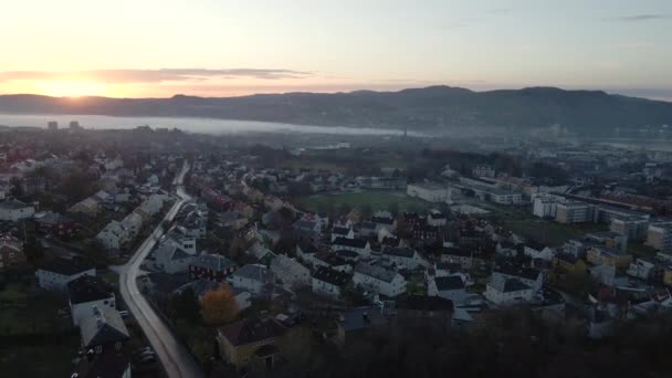 Gün Batımında Trondheim Şehrinin Güzel Bir Manzarası — Stok video