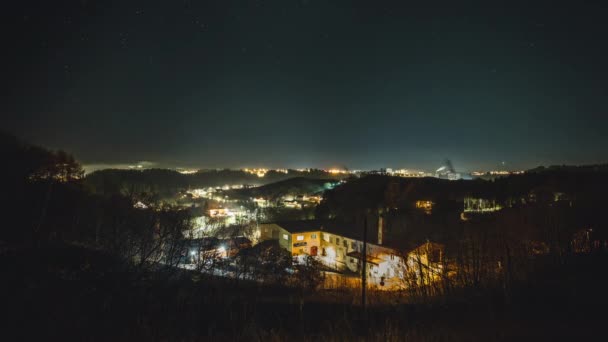 Zeitraffer Einer Stadt Abend Mit Tanzenden Lichtern Und Sternen Himmel — Stockvideo