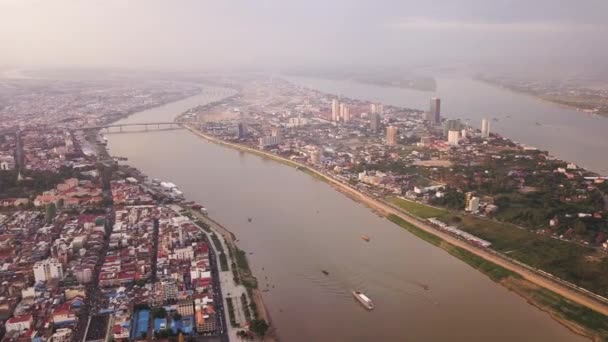 Drone Footage Mekong Delta Phnom Penh Kambodscha — Stockvideo