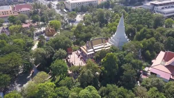 Drone Footage Wat Phnom Orbit Kambodscha — Stockvideo