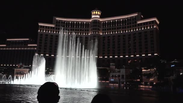 Guidare Sulla Striscia Las Vegas Notte Bellagio — Video Stock