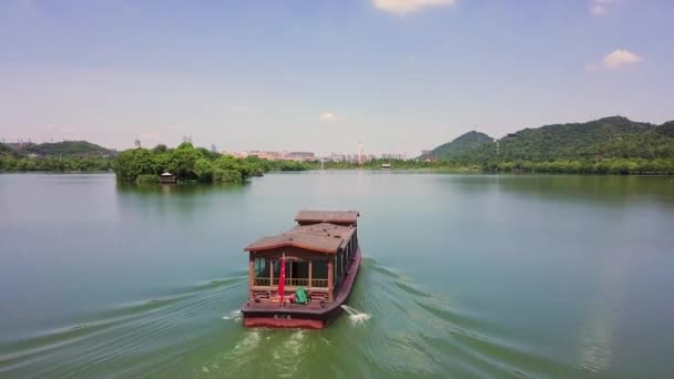 Xianghu Søen Med Hangzhou Skyline Zhejiang Provinsen Kina – Stock-video