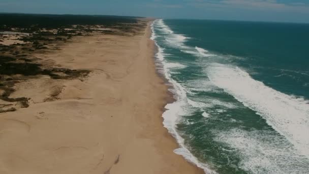 Ondas Água Movendo Direção Linha Costeira Oceânica Rocha Uruguai — Vídeo de Stock