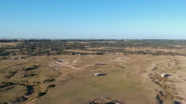 俯瞰乌拉圭罗沙海滨绿地的无人机画面 — 图库视频影像