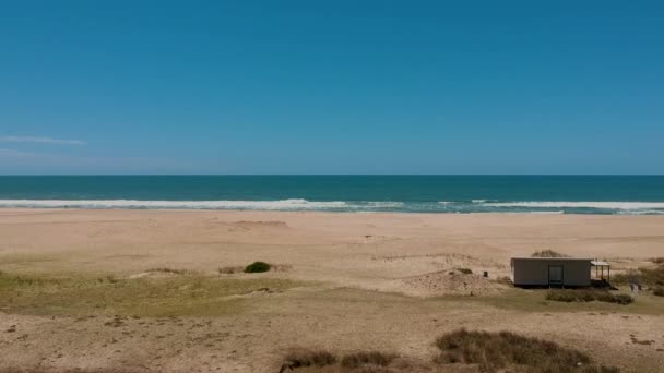 Rocha Uruguay Sahil Sahilindeki Tek Bir Yapı Üzerinde Hareket Eden — Stok video